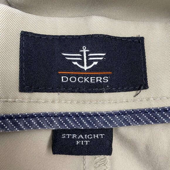 Dockers Mens Chino Pants 38x30 Straight Fit Khaki - Picture 3 of 16